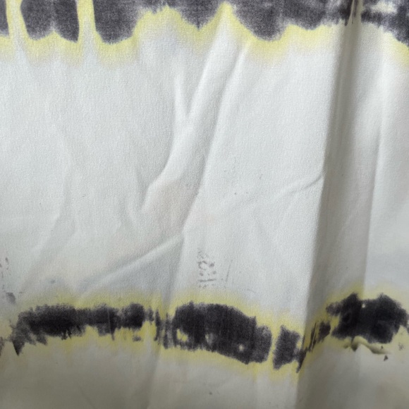 Court Rival High-Rise Skirt 15” worn once with slight stain - Picture 4 of 7